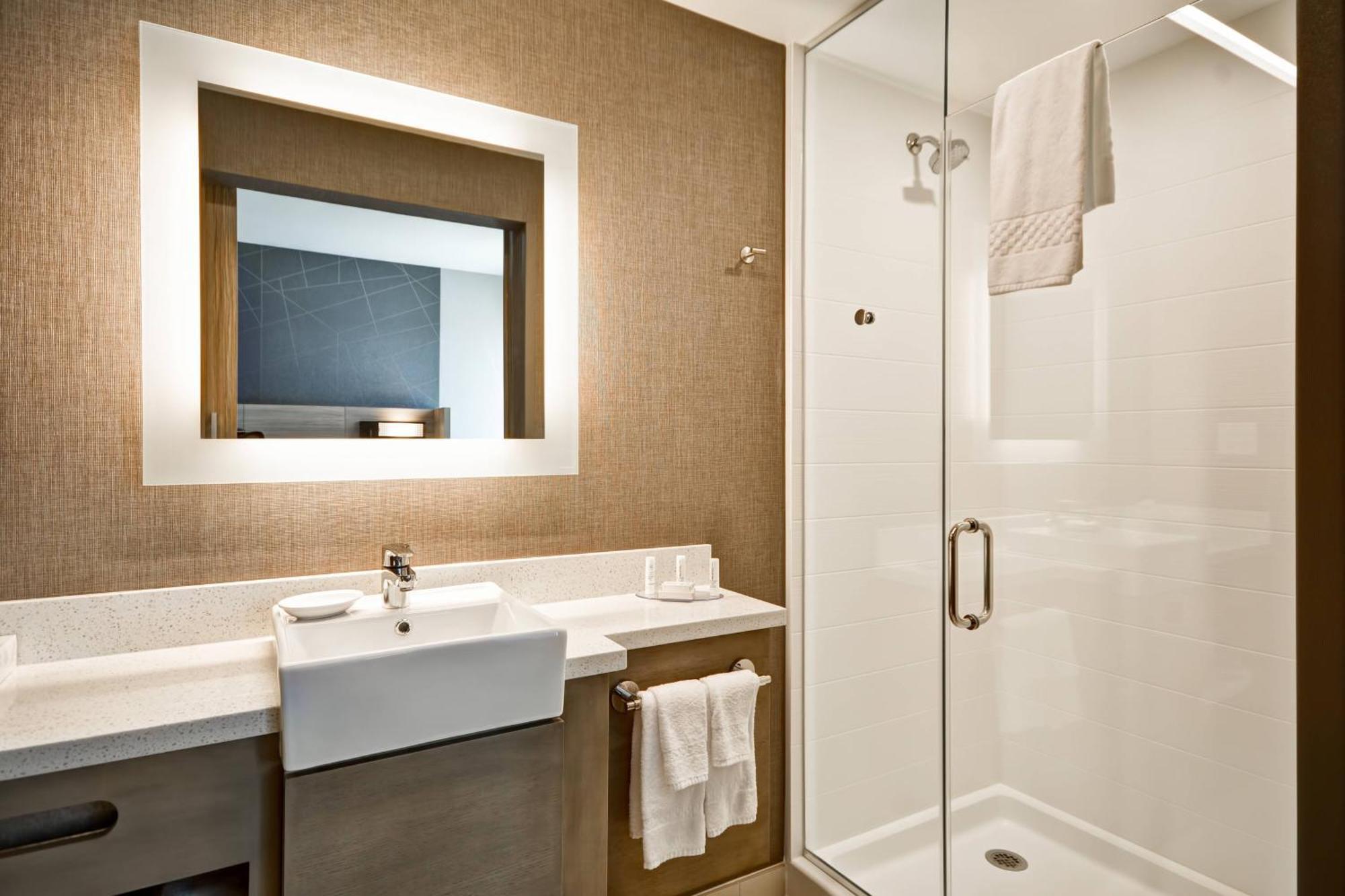 Hotel Springhill By Marriott Cincinnati